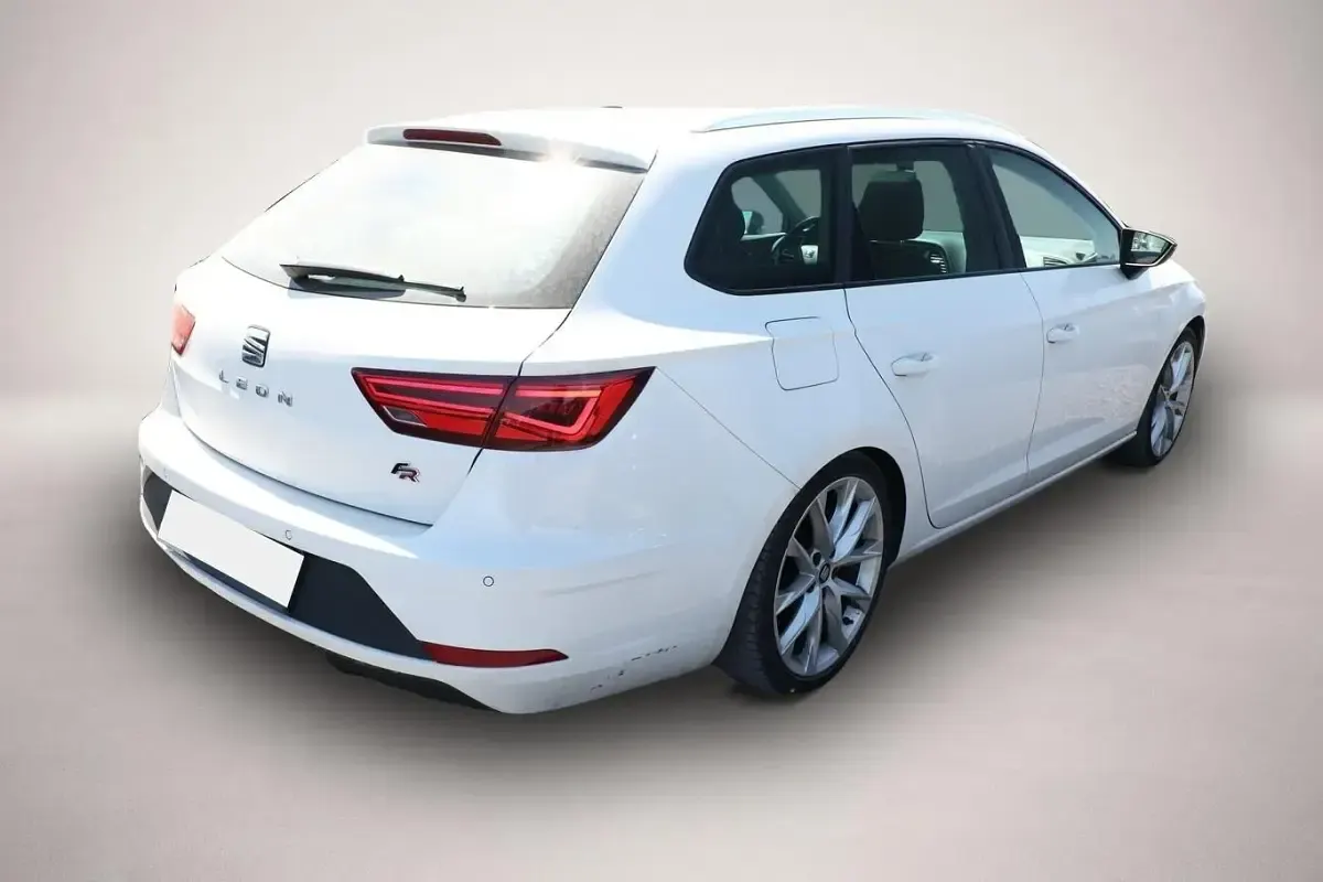 Gebraucht Seat Leon ST FR 150 PS (110 kW) 2017 Manufacturer Kombi
