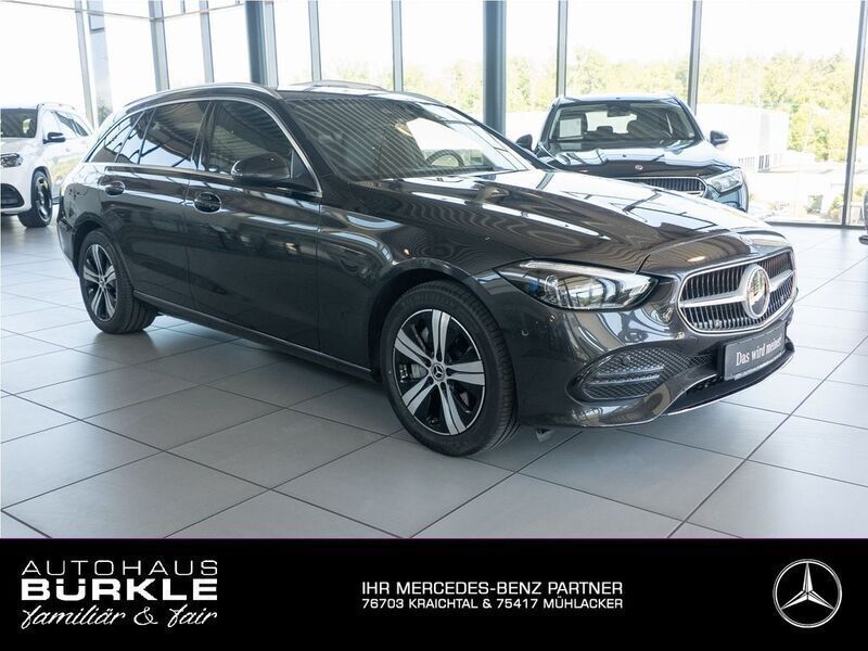 Grau Gebraucht 2024 Mercedes C300e Advanced Plus Limousine | 45.290 € (Fairer Preis) - Bild 1/4