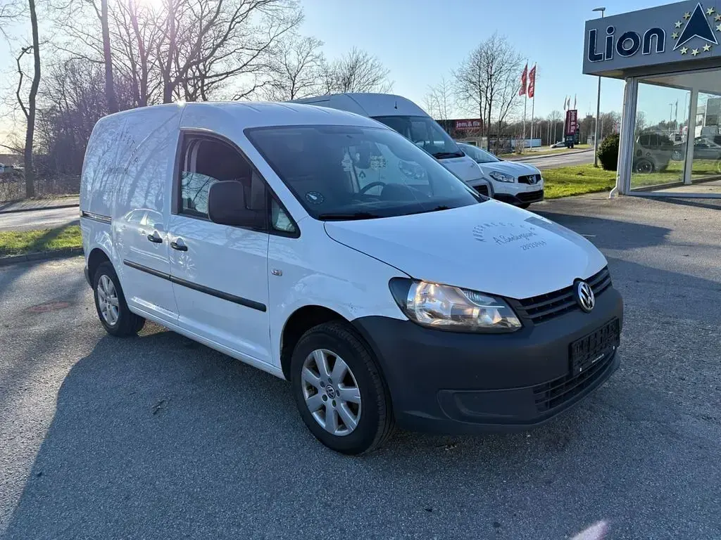 Gebraucht VW Caddy 75 PS (55 kW) 2012 Weiß Van / Kleinbus