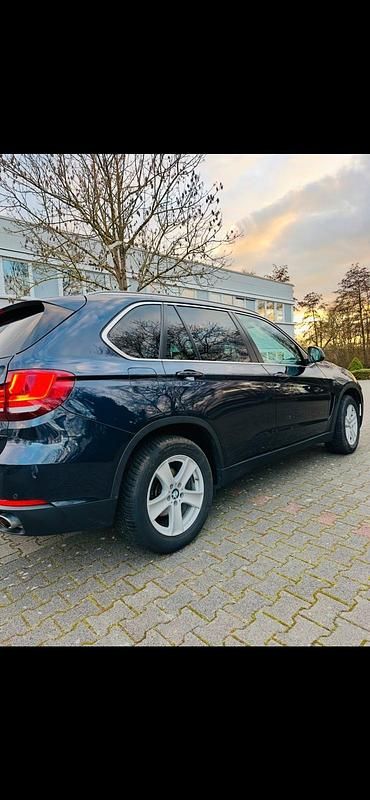 Gebraucht BMW X5 258 PS (189 kW) 2016 Blau SUV