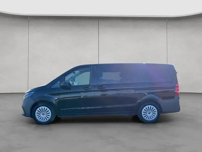 Gebraucht Mercedes Vito 163 PS (119 kW) 2024 Schwarz Van