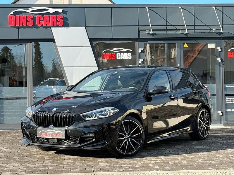Schwarz Gebraucht 2024 BMW 118 M Sport Kleinwagen | 28.490 € (Fairer Preis) - Bild 1/4
