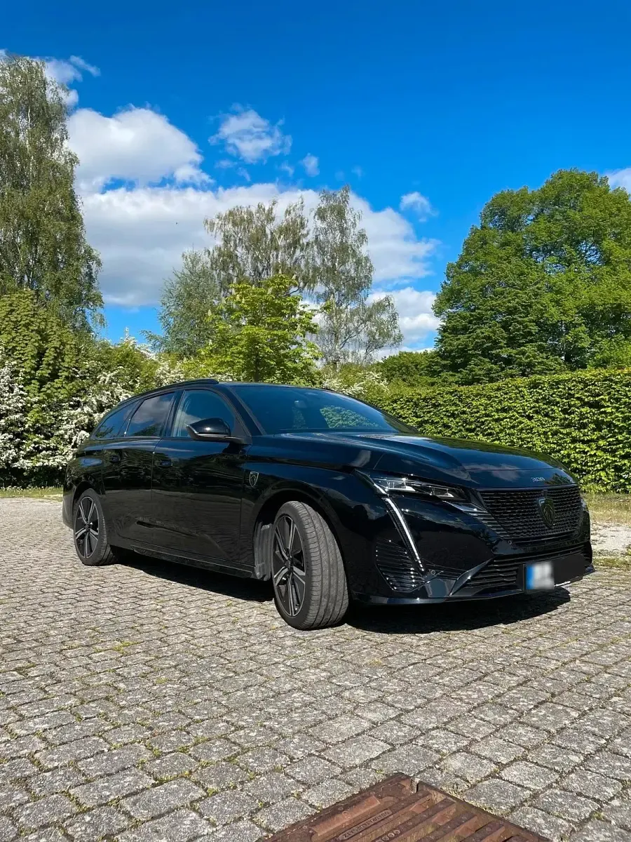 Gebraucht Peugeot 308 SW GT 131 PS (96 kW) 2024 Schwarz Limousine