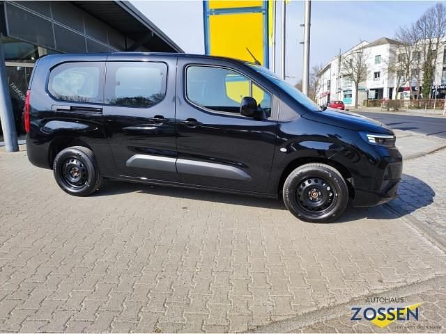 Neu Opel Combo Life XL 131 PS (96 kW) 2026 Schwarz Van / Kleinbus