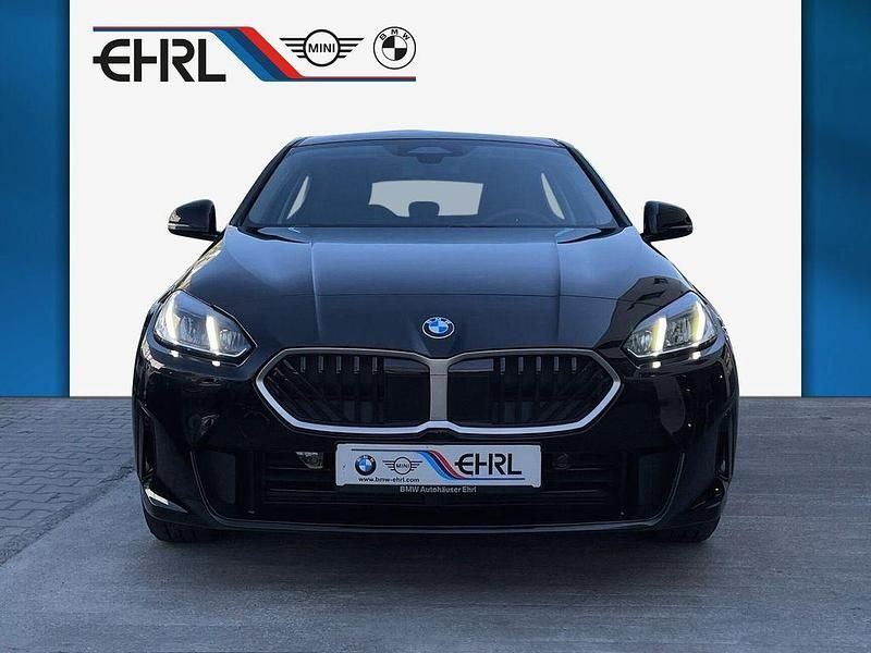 Gebraucht BMW 120 Performance 170 PS (125 kW) 2026 Schwarz Kleinwagen