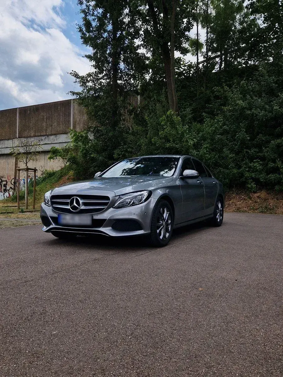 Gebraucht Mercedes C180 Avantgarde 156 PS (114 kW) 2016 Grau Limousine