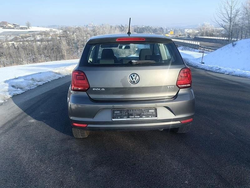 Gebraucht VW Polo Comfortline 75 PS (55 kW) 2016 Grau Kleinwagen