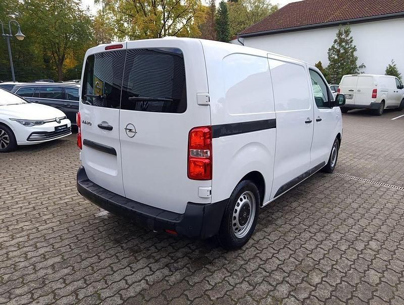 Neu Opel Vivaro 120 PS (88 kW) 2025 Weiß Van / Kleinbus