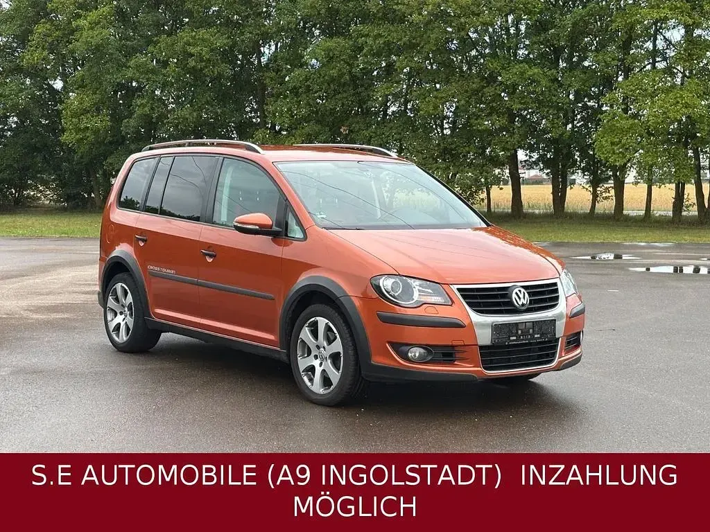 Gebraucht VW Touran 140 PS (102 kW) 2010 Rot Van / Kleinbus