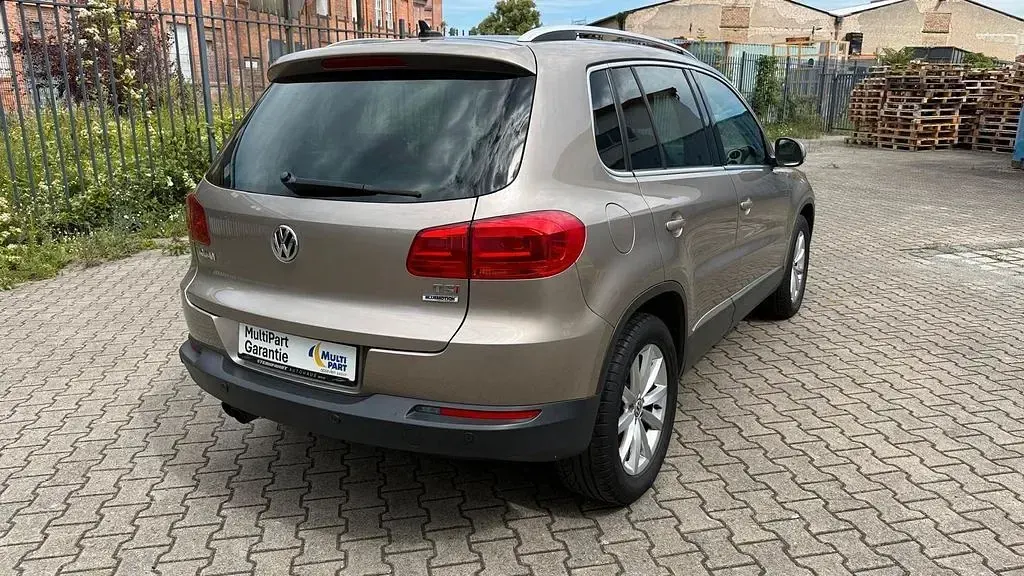 Gebraucht VW Tiguan LOUNGE 122 PS (89 kW) 2015 Beige SUV