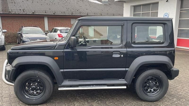 Gebraucht Suzuki Jimny Comfort 102 PS (75 kW) 2021 Schwarz SUV