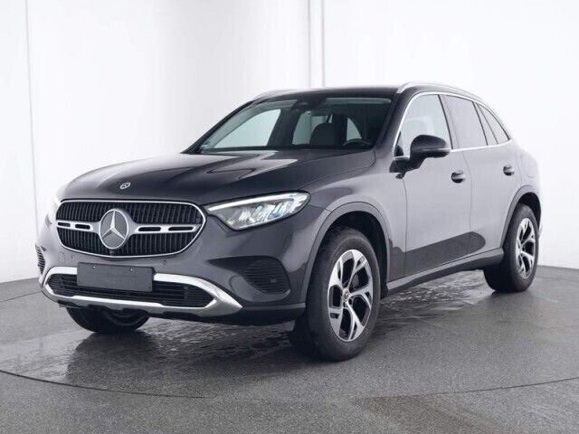 Grau Gebraucht 2023 Mercedes GLC300 SUV | 55.900 € (Superpreis) - Bild 1/4