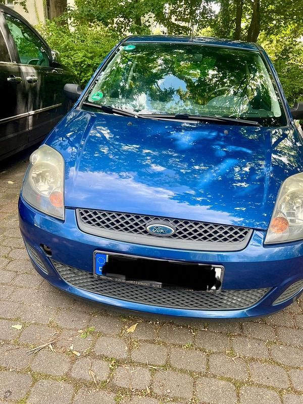 Blau Gebraucht 2007 Ford Fiesta Fun X Kleinwagen | 1.500 € (Fairer Preis) - Bild 1/4