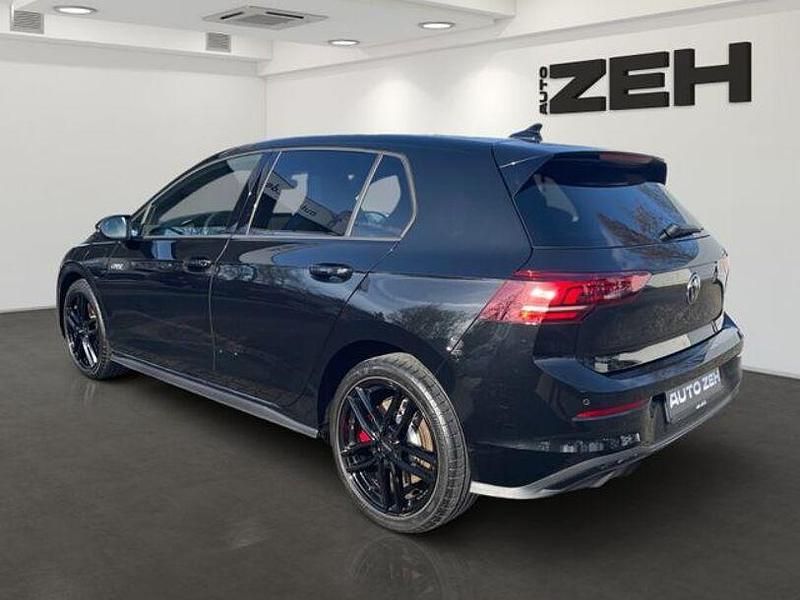 Gebraucht VW Golf VIII GTE 272 PS (200 kW) 2025 Grenadillschwarz Limousine