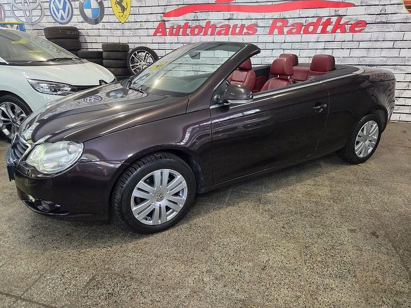 Gebraucht VW Eos 122 PS (89 kW) 2008 Violet Cabrio