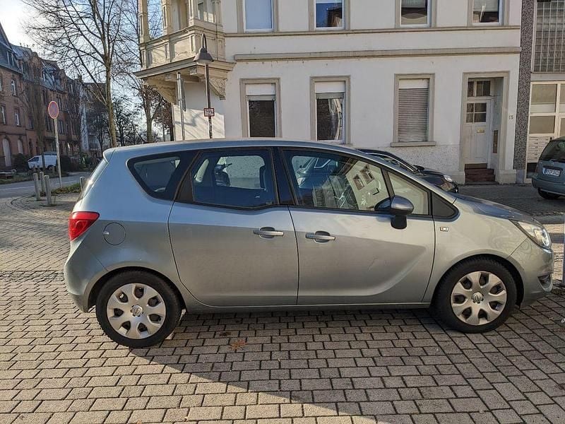 Gebraucht Opel Meriva Edition 101 PS (74 kW) 2014 Grau Van / Kleinbus