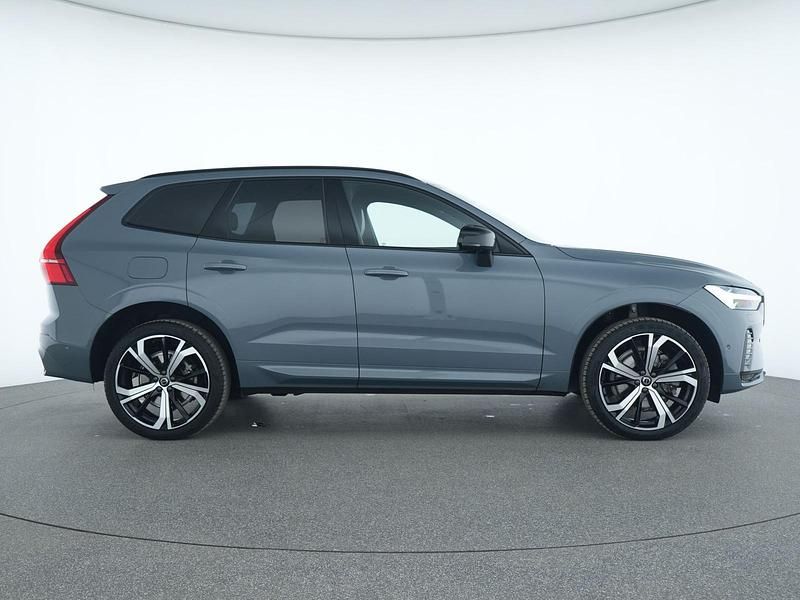Gebraucht Volvo XC60 Ultimate 250 PS (183 kW) 2023 Thunder grau SUV