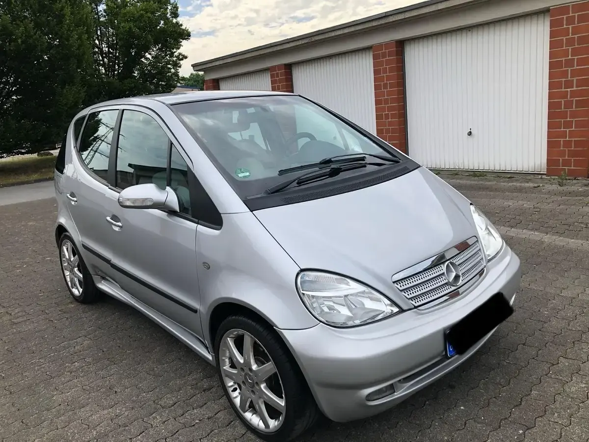 Gebraucht Mercedes A210 140 PS (102 kW) 2003 Silber Kleinwagen