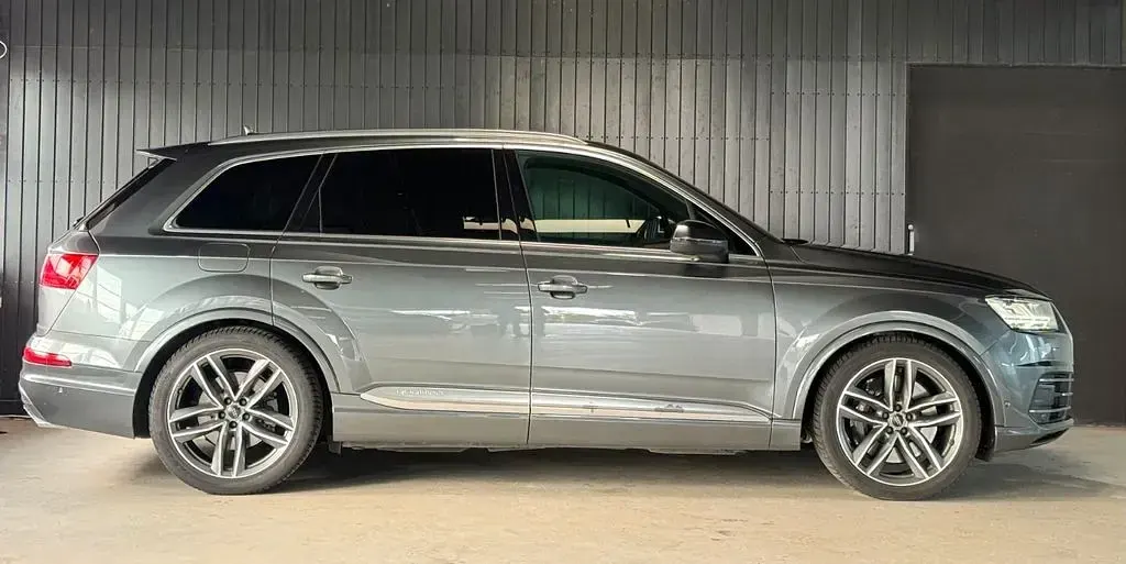 Gebraucht Audi SQ7 Sport 435 PS (319 kW) 2018 Grau SUV