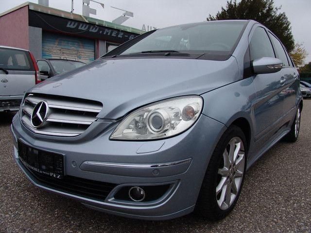 Blau Gebraucht 2005 Mercedes B200 Sport Van / Kleinbus | 3.990 € (Fairer Preis) - Bild 1/4