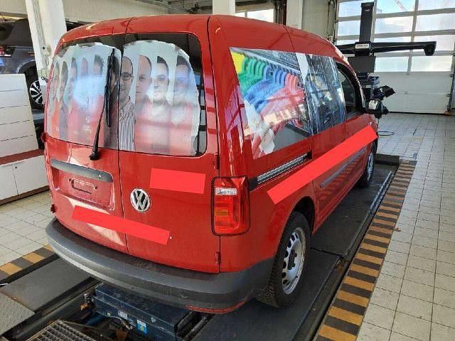 Gebraucht VW Caddy 102 PS (75 kW) 2020 Kirschrot Van / Kleinbus