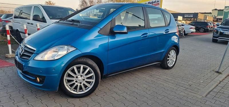 Gebraucht Mercedes A150 95 PS (69 kW) 2009 Blau Limousine