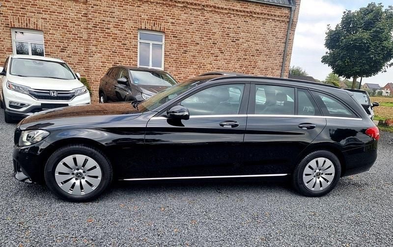 Gebraucht Mercedes C200 Business 184 PS (135 kW) 2019 Schwarz Kombi