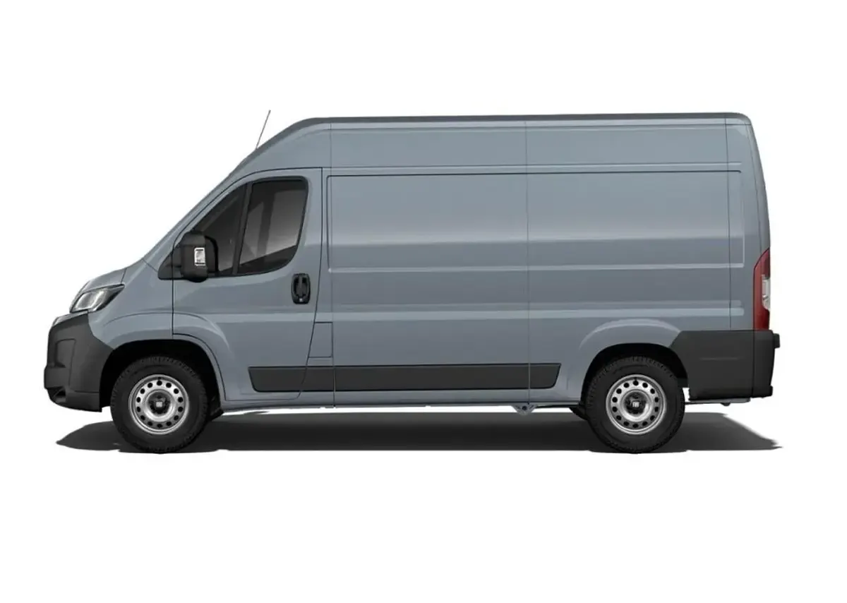 Neu Fiat Ducato 179 PS (131 kW) 2026 Fer grau metallic Van