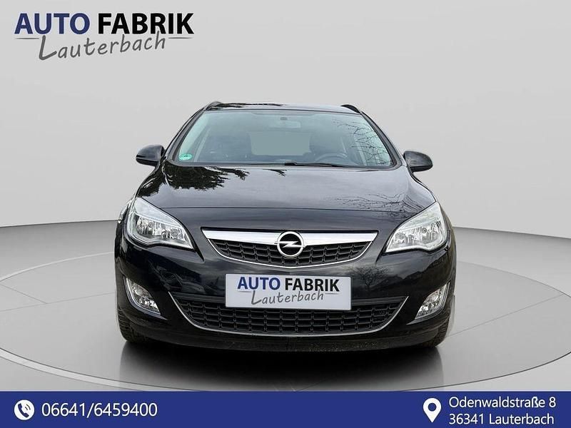 Gebraucht Opel Astra Edition 101 PS (74 kW) 2011 Schwarz Kombi