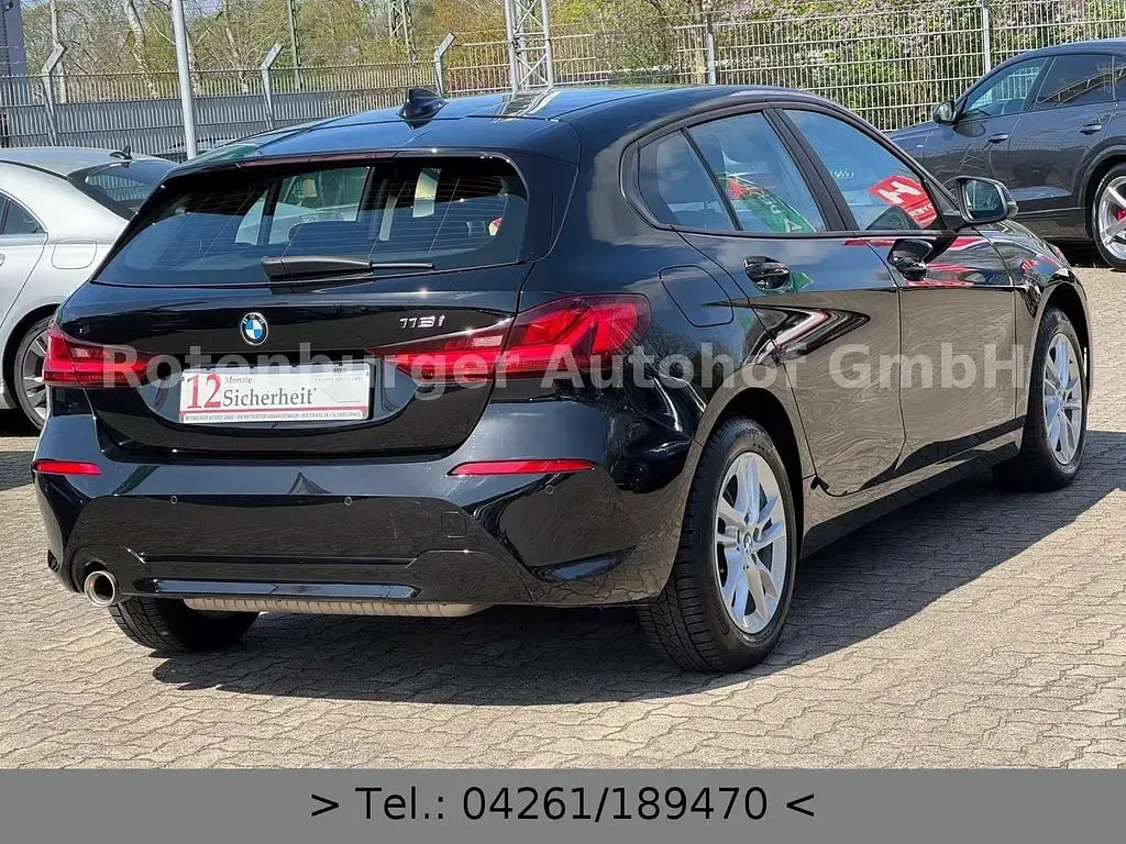Gebraucht BMW 118 Advantage 136 PS (100 kW) 2021 Schwarz Limousine