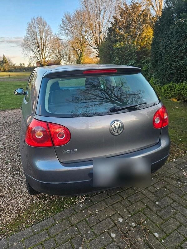 Gebraucht VW Golf IV 75 PS (55 kW) 2004 Grau Limousine