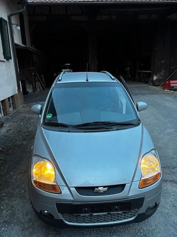 Gebraucht Chevrolet Matiz 67 PS (49 kW) 2008 Silber Kleinwagen