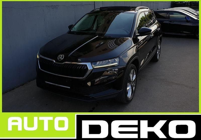 Schwarz Gebraucht 2022 Skoda Karoq Style SUV | 24.870 € (Fairer Preis) - Bild 1/4
