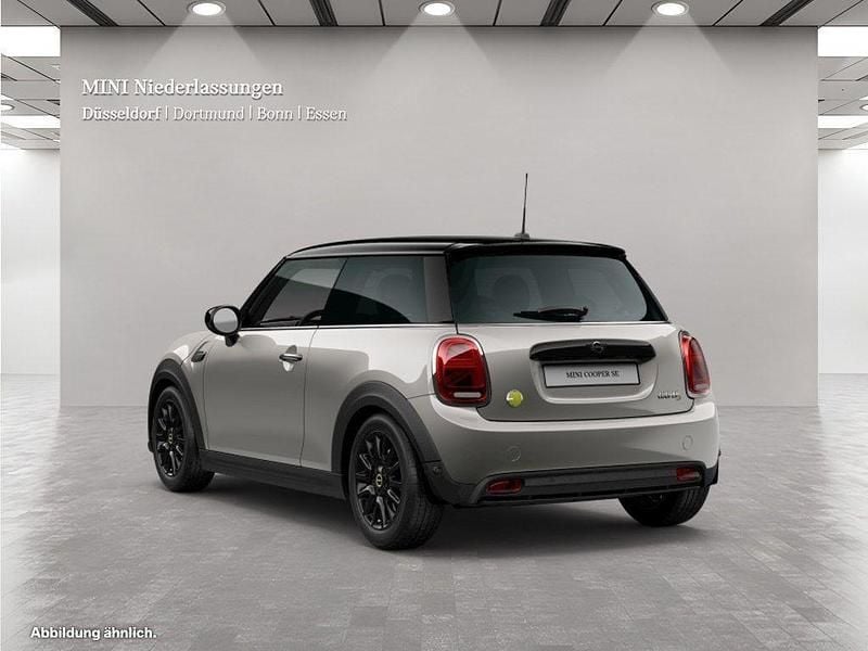 Gebraucht Mini Cooper SE 135 kW (184 PS) 2023 Grau Kleinwagen