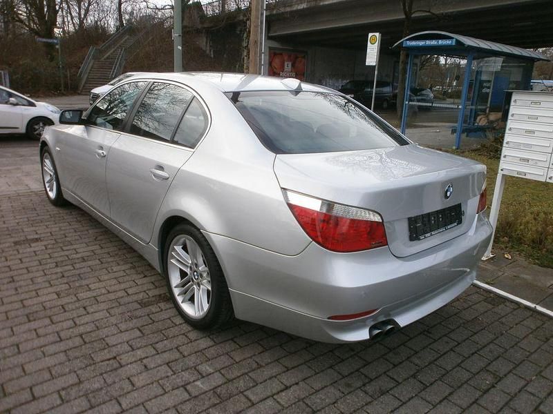 Gebraucht BMW 545 Performance 333 PS (244 kW) 2004 Silber Limousine