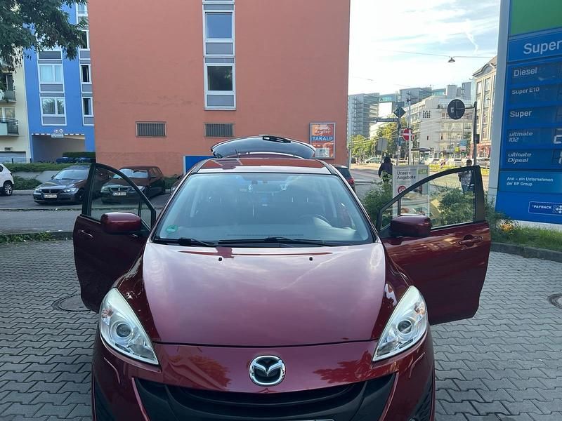 Gebraucht Mazda 5 Center-Line 150 PS (110 kW) 2011 Rot Van / Kleinbus