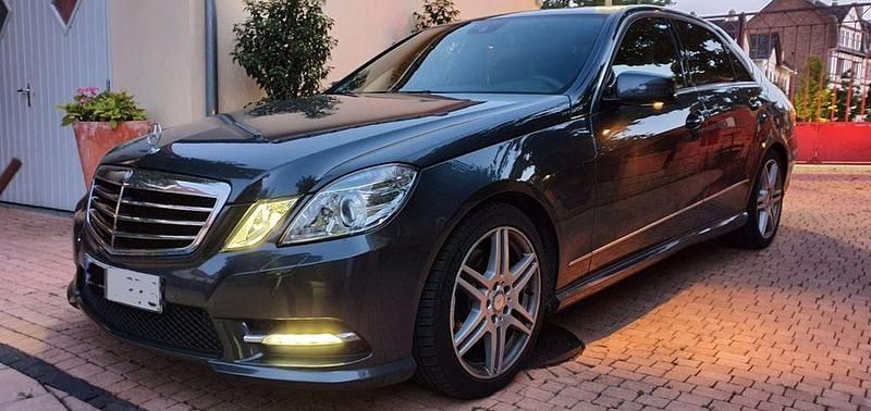 Gebraucht 2012 Mercedes E220 Avantgarde Limousine | 15.200 € (Fairer Preis) - Bild 1/4