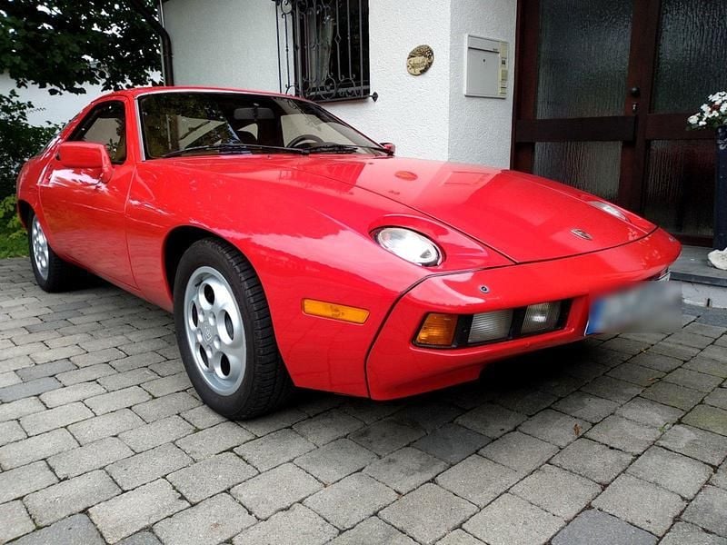 Rot Gebraucht 1980 Porsche 928 Coupé | 28.000 € - Bild 1/4