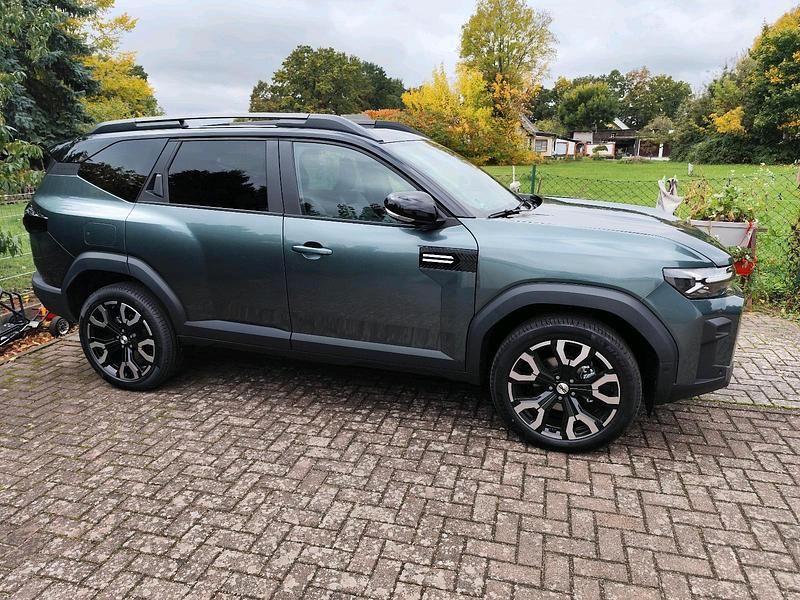 Gebraucht Dacia Bigster Journey 140 PS (102 kW) 2025 Grün SUV