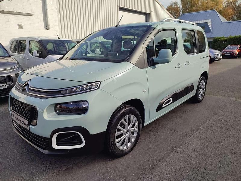 Aqua grün Gebraucht 2020 Citroën Berlingo PureTech Kombi | 21.999 € (Fairer Preis) - Bild 1/4