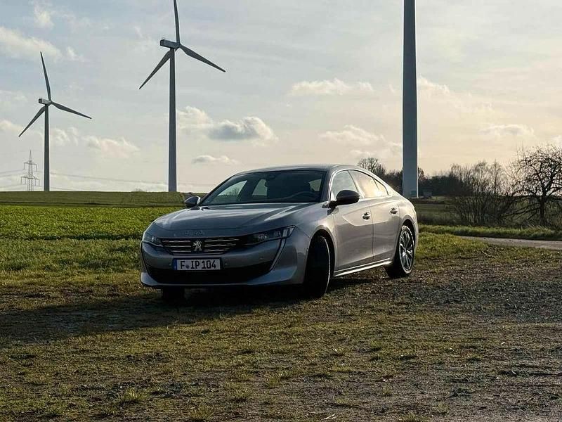 Grau Gebraucht 2020 Peugeot 508 Allure Limousine | 17.300 € (Fairer Preis) - Bild 1/4