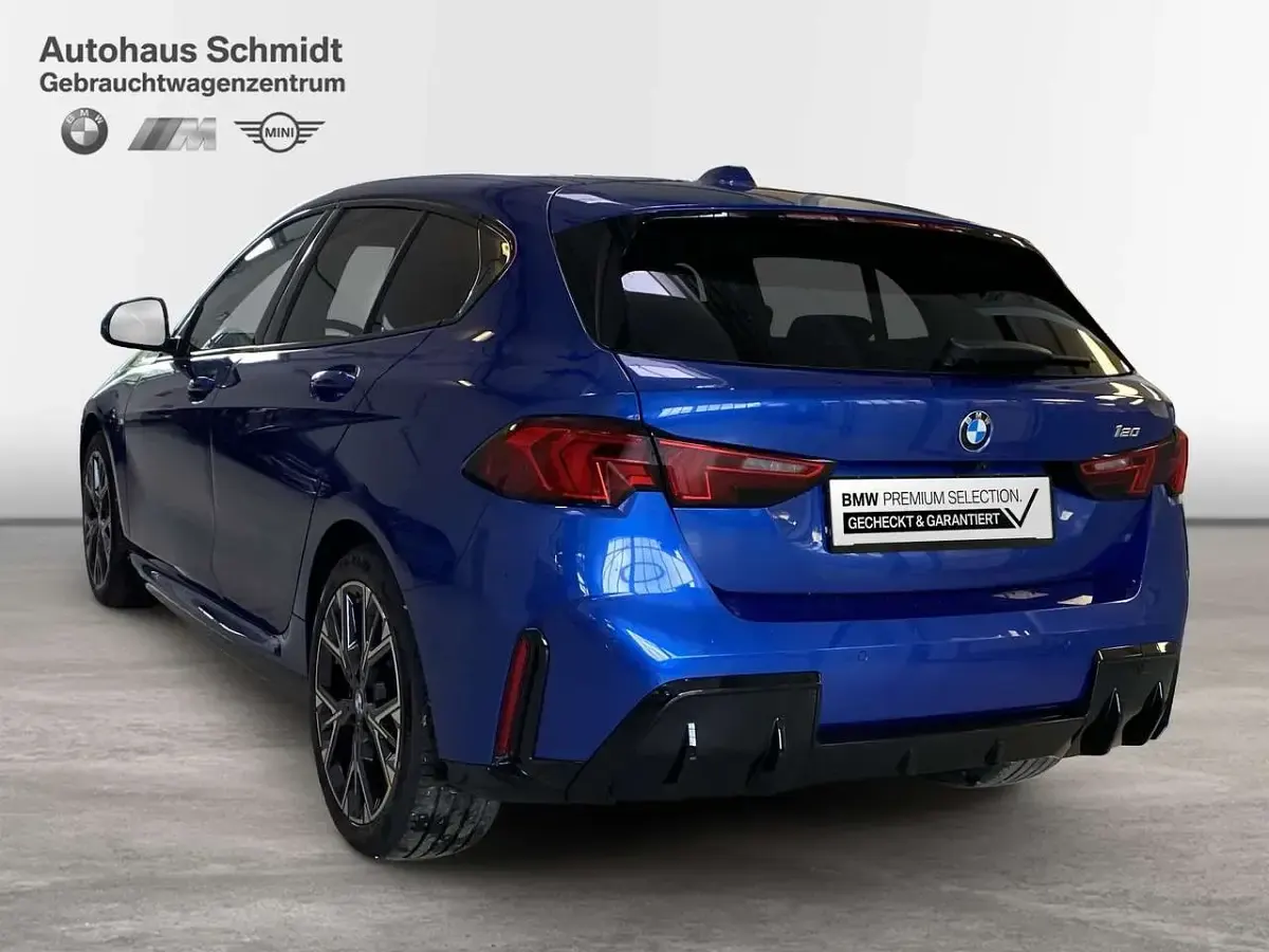 Gebraucht BMW 120 Efficient Dynamics 156 PS (114 kW) 2025 M portimao blau Kleinwagen