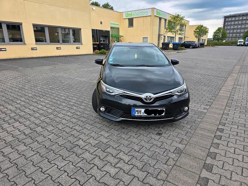 Schwarz Gebraucht 2016 Toyota Auris Kleinwagen | 9.000 € (Fairer Preis) - Bild 1/4