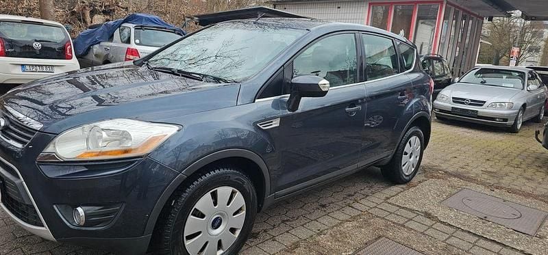 Gebraucht Ford Kuga Trend 136 PS (100 kW) 2010 Grau SUV