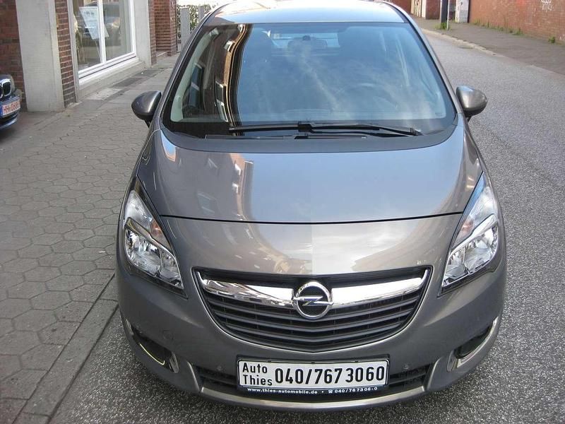 Gebraucht Opel Meriva Style 120 PS (88 kW) 2014 Muskatgrau/muskat braun(m2) Van / Kleinbus