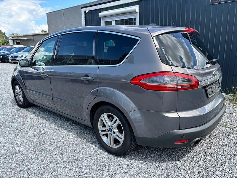 Gebraucht Ford S-MAX Titanium 239 PS (175 kW) 2011 Braun Van / Kleinbus