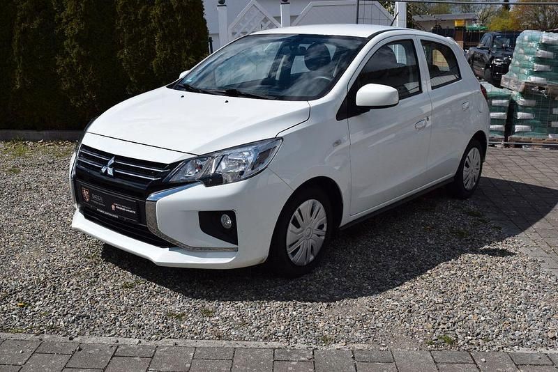Second-hand Mitsubishi Space Star Select 71 CP (52 kW) 2022 Alb Hatchback