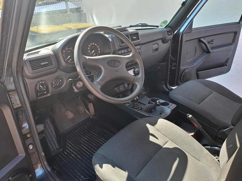 Second-hand Lada niva 83 CP (61 kW) 2020 Gri SUV