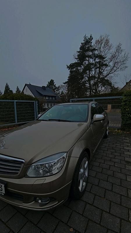 Beige Gebraucht 2008 Mercedes C230 Elegance Limousine | 12.500 € - Bild 1/1