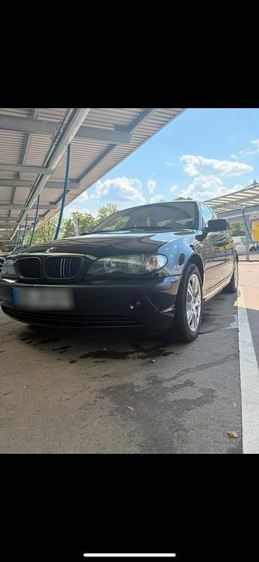 Schwarz Gebraucht 2005 BMW 318 Limousine | 1.000 € (Superpreis) - Bild 1/4